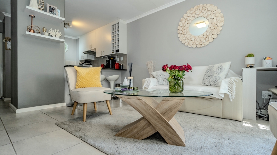 2 Bedroom Property for Sale in Silver Oaks Western Cape